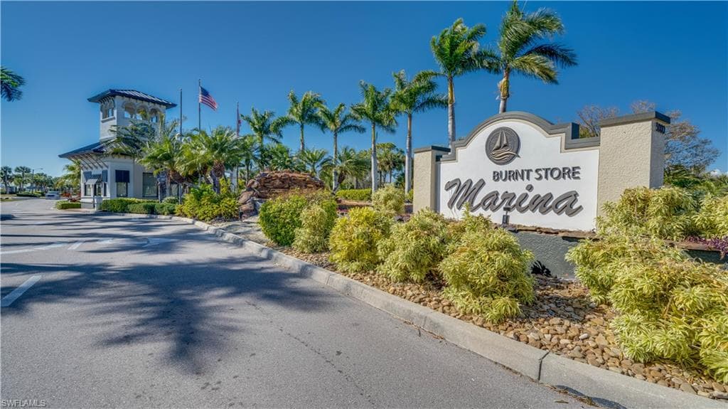 3181 Matecumbe Key RD 4 PUNTA GORDA, FL 33955