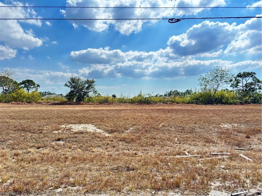 1818 NW 27th ST CAPE CORAL, FL 33993