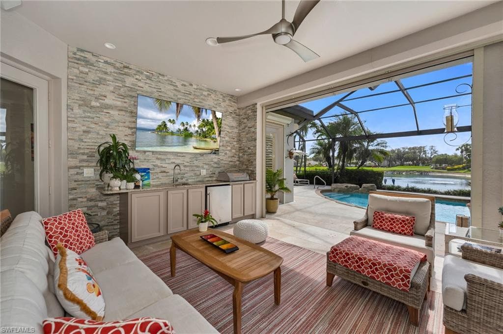 6028 Fairway CT NAPLES, FL 34110