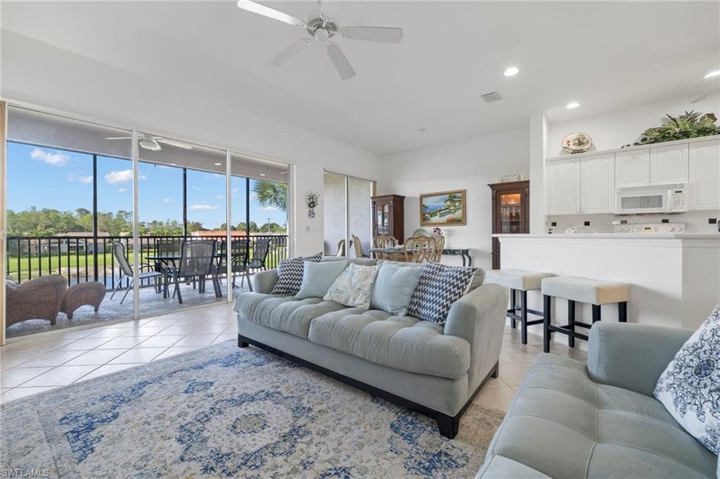 12606 Fox Ridge DR 7202 BONITA SPRINGS, FL 34135