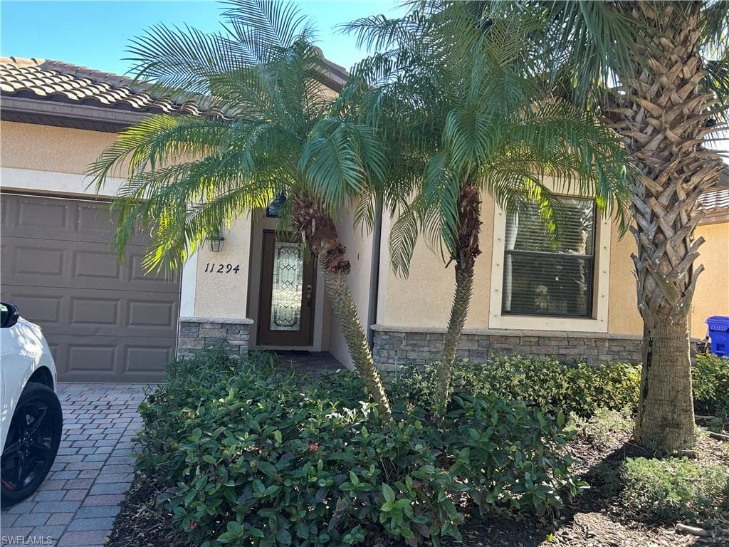 11294 Red Bluff LN FORT MYERS, FL 33912