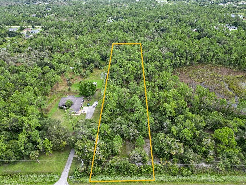 64th AVE NE NAPLES, FL 34120