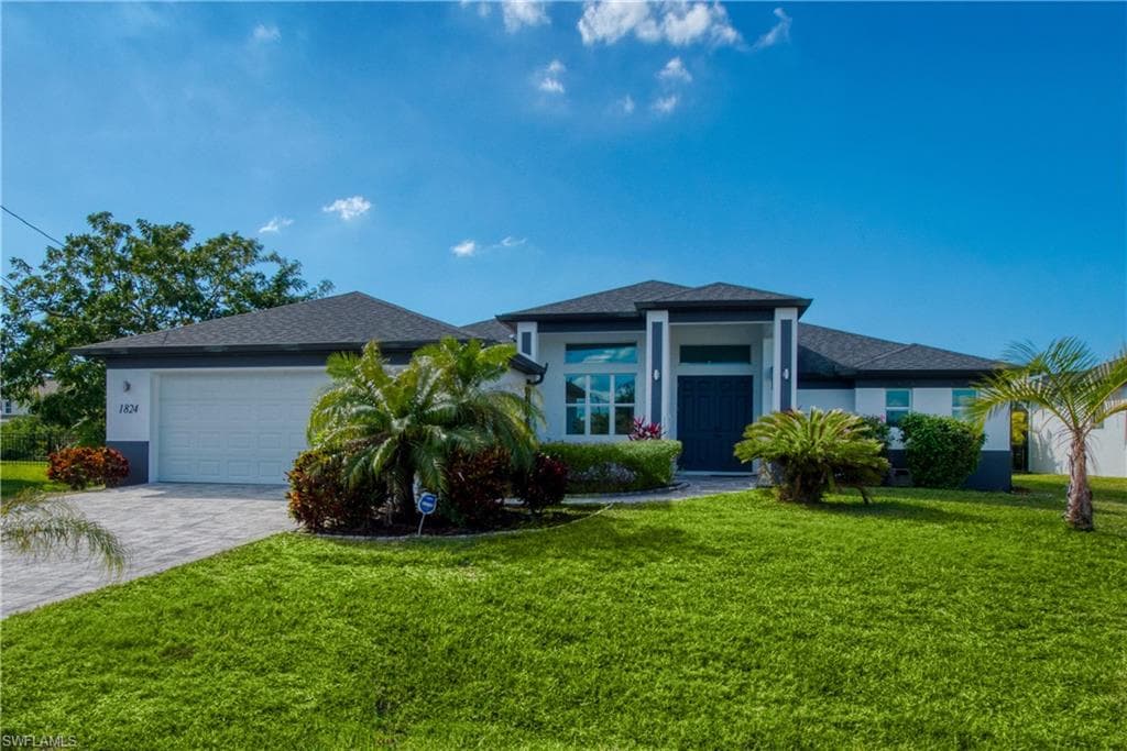 1824 23rd CT CAPE CORAL, FL 33991