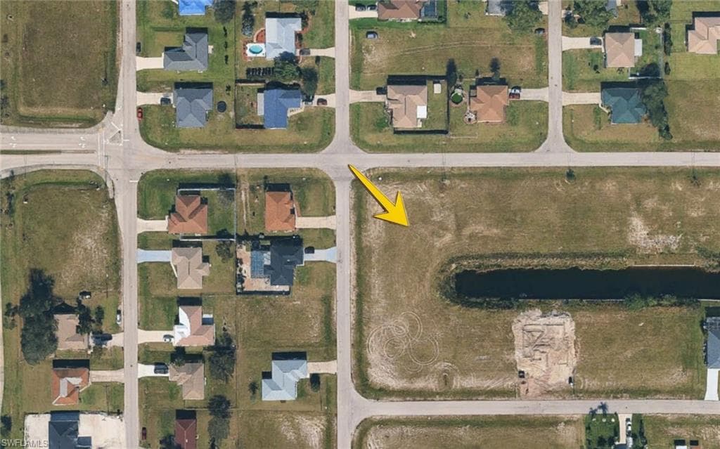 1327 NE 17th AVE CAPE CORAL, FL 33909
