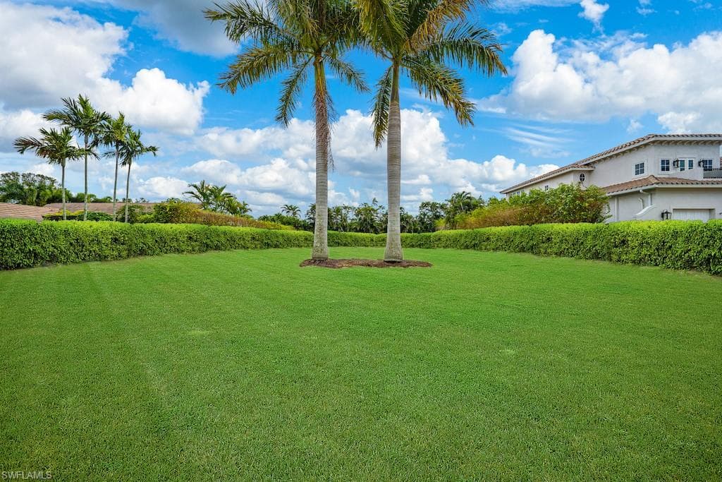 510 Turtle Hatch LN NAPLES, FL 34103