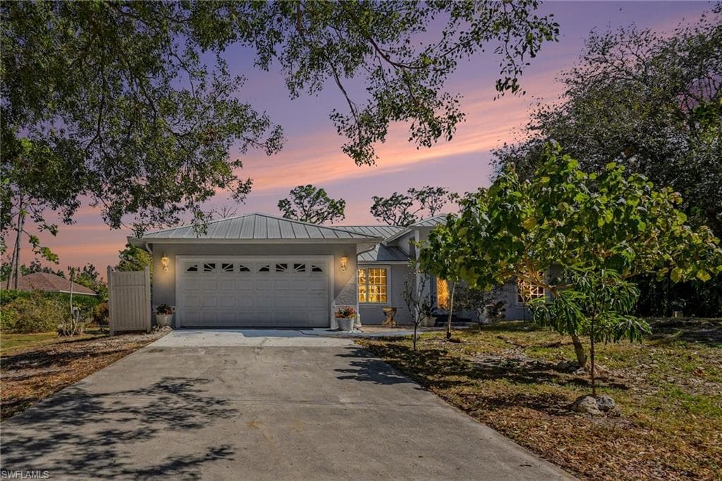 6100 Briarcliff RD FORT MYERS, FL 33912