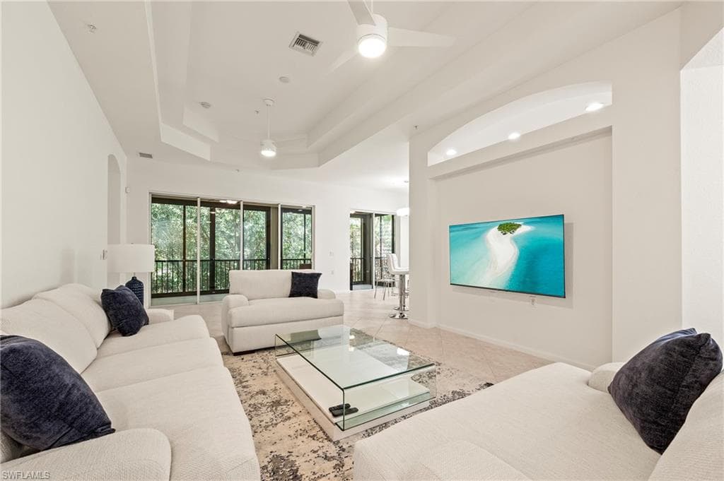 10040 Valiant CT 202 MIROMAR LAKES, FL 33913