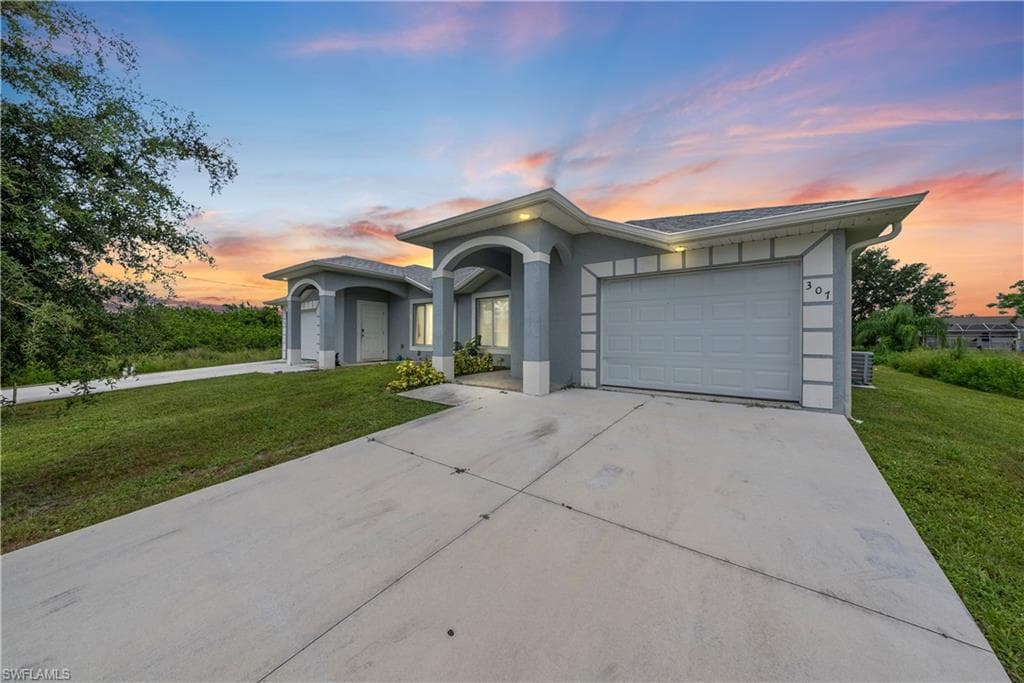 305-307 Hightower AVE S LEHIGH ACRES, FL 33973
