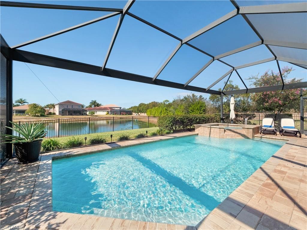 3280 Royal Gardens AVE FORT MYERS, FL 33916