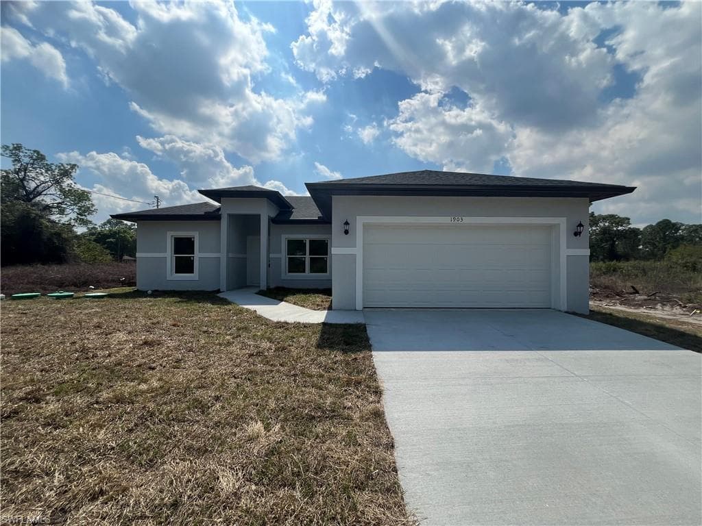 1903 W 17th ST LEHIGH ACRES, FL 33972