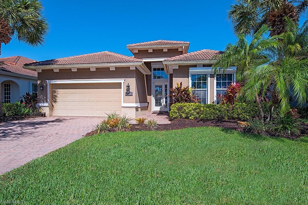 10322 Flat Stone LOOP BONITA SPRINGS, FL 34135