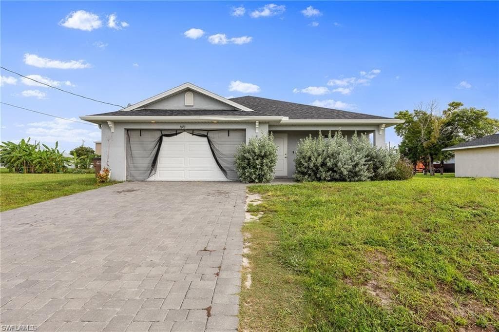 1013 15th ST CAPE CORAL, FL 33909