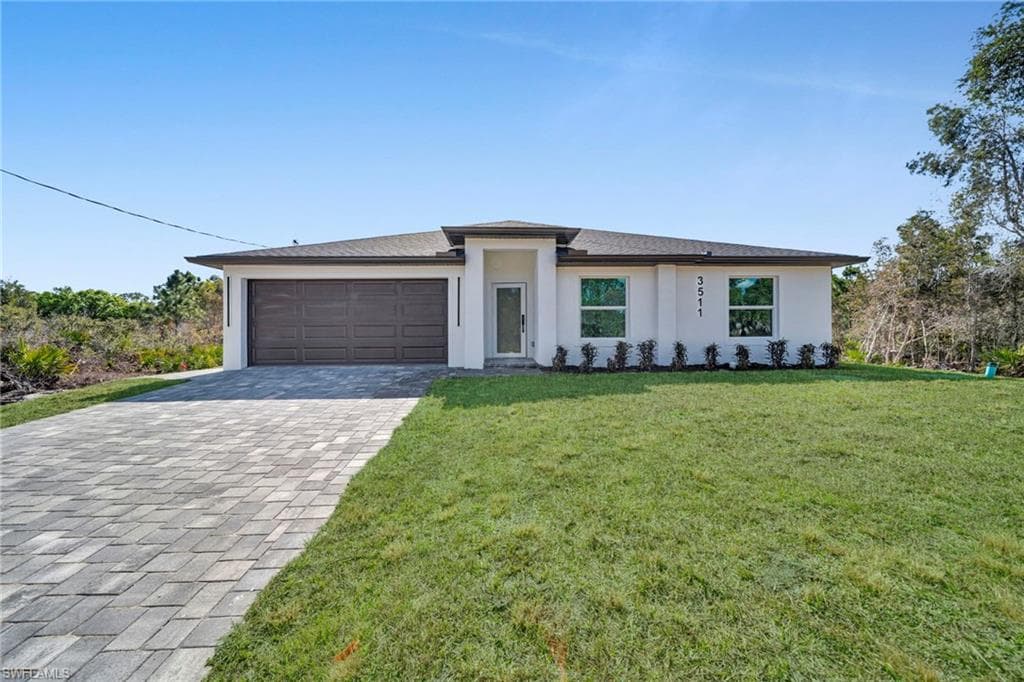 3511 57th ST W LEHIGH ACRES, FL 33971
