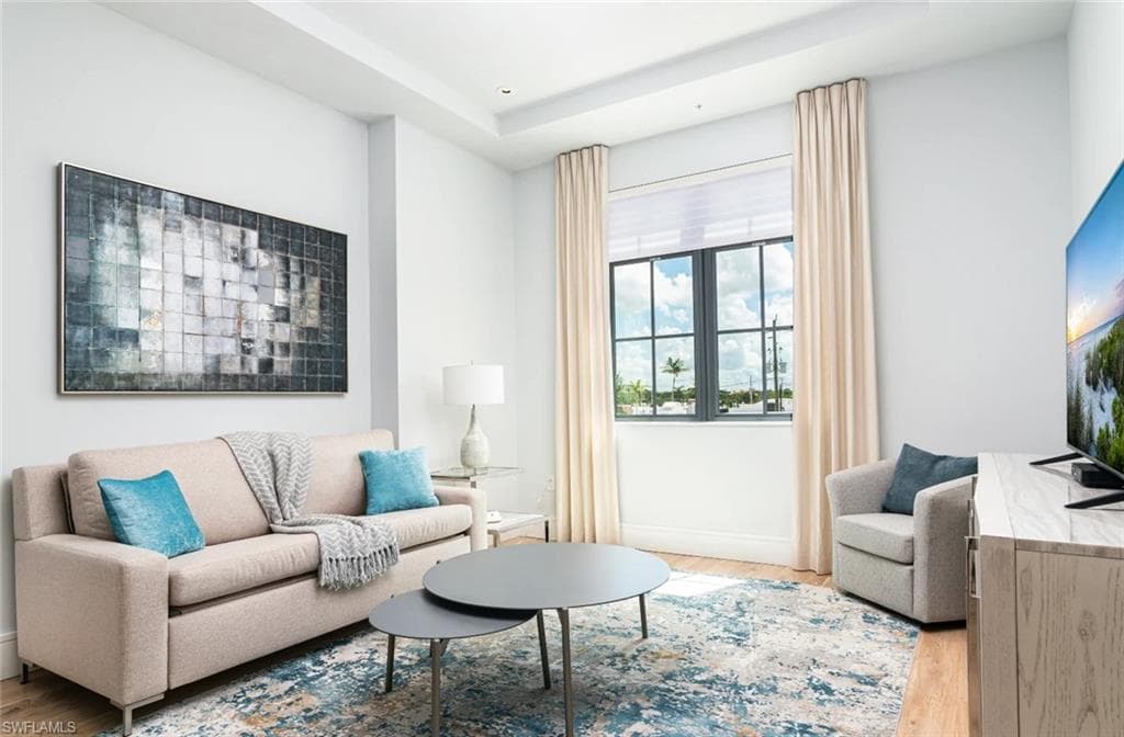101 8th ST S 207 NAPLES, FL 34102