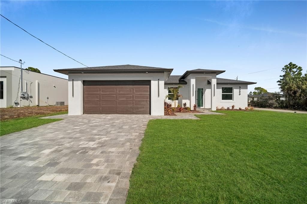 3300 56th ST W LEHIGH ACRES, FL 33971