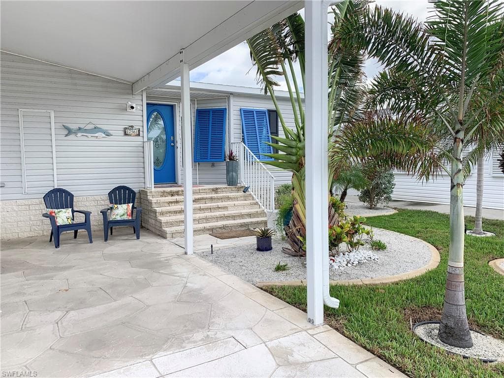 17561 Canal Cove CT FORT MYERS BEACH, FL 33931