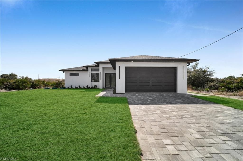 2805 58th ST W LEHIGH ACRES, FL 33971
