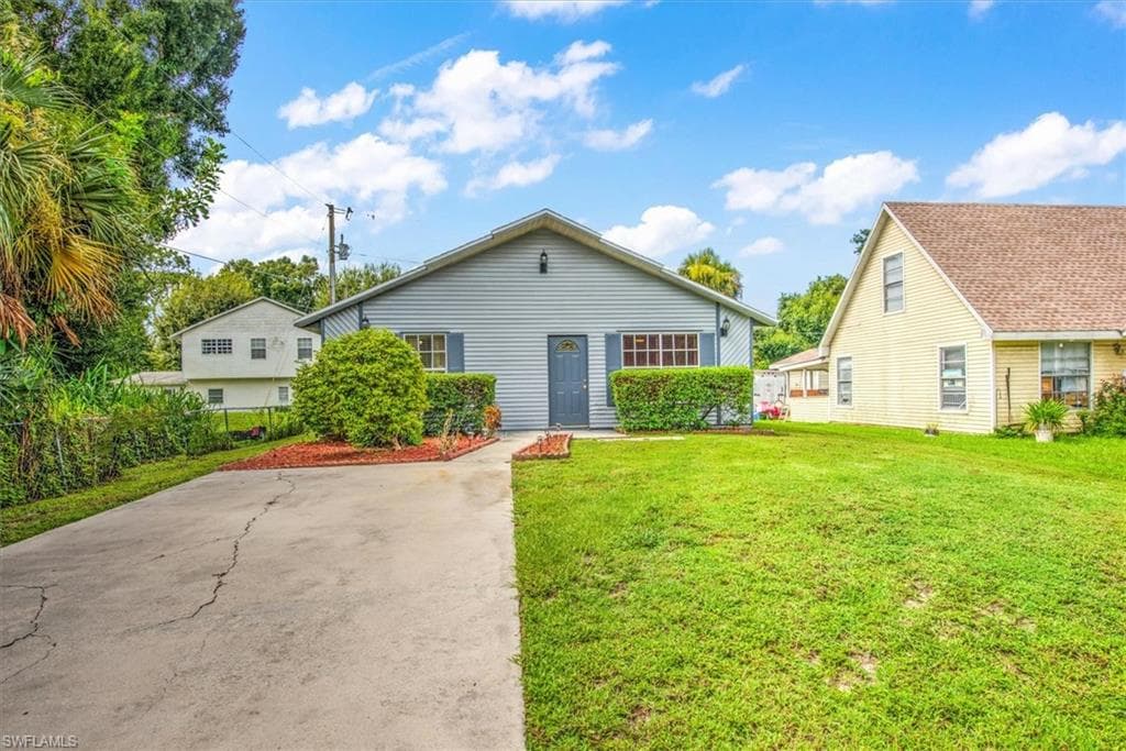 509 Capitol ST NORTH FORT MYERS, FL 33903