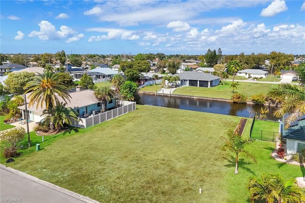 2005 Ottersrest LN CAPE CORAL, FL 33990
