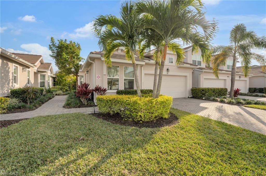 4631 Arboretum CIR 101 NAPLES, FL 34112
