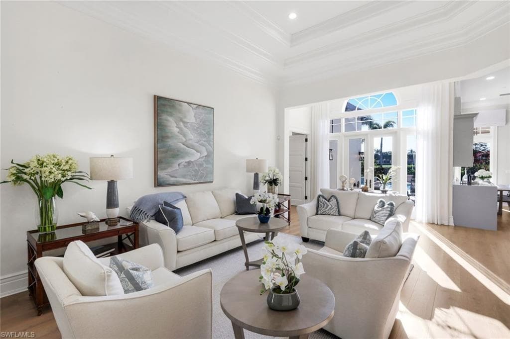 1561 Marsh Wren LN NAPLES, FL 34105