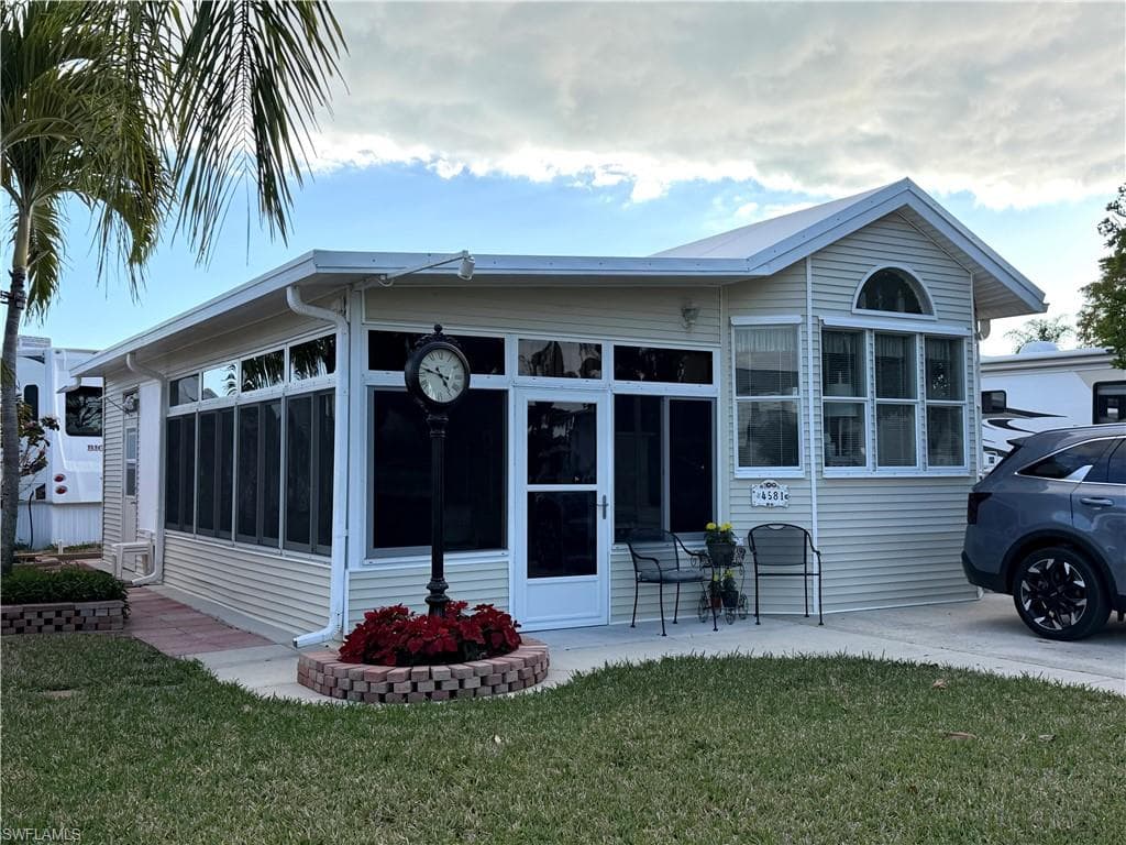 4581 Robert E Lee BLVD E ESTERO, FL 33928