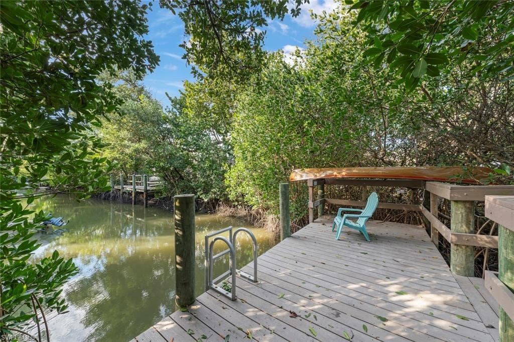561 Periwinkle WAY E4 SANIBEL, FL 33957