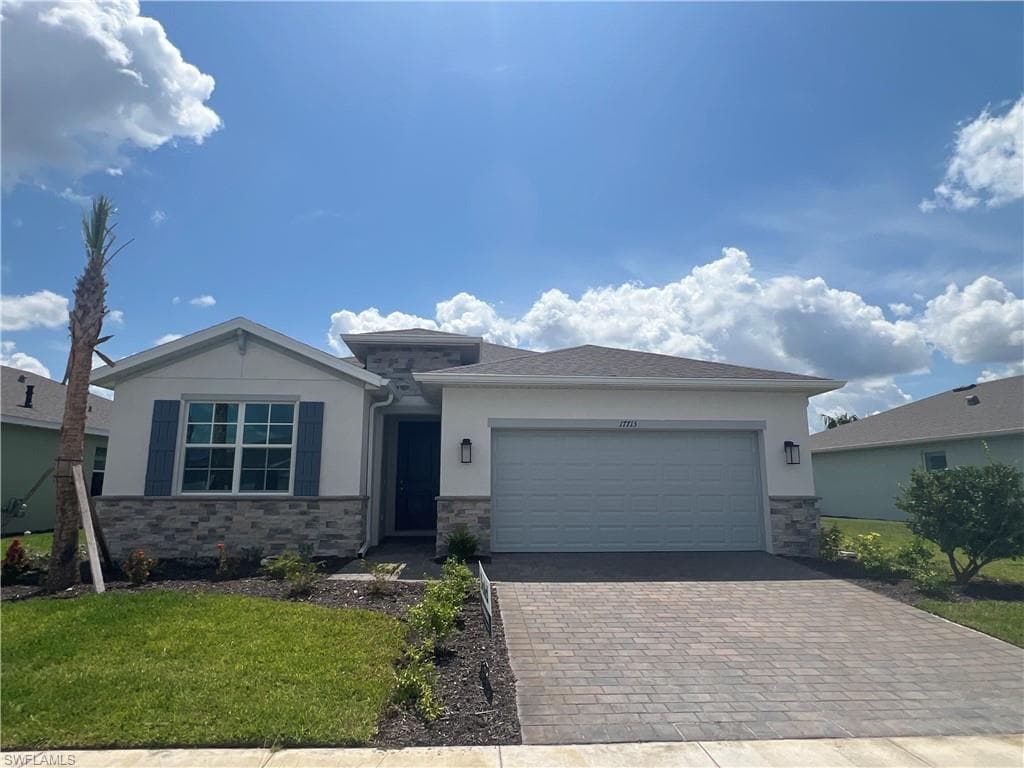 17713 Shade Tree LOOP PUNTA GORDA, FL 33982