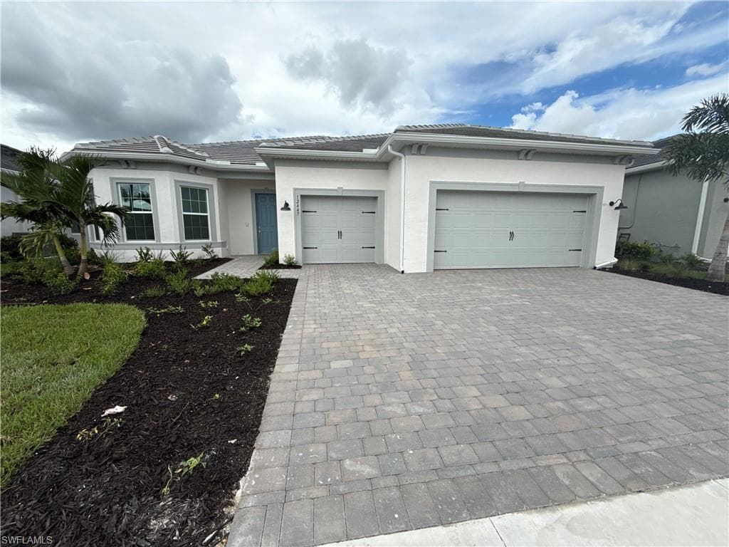 12447 Citrine ST ALVA, FL 33920