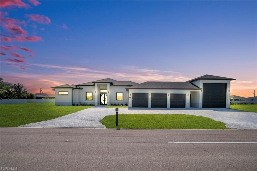 302 El Dorado BLVD N CAPE CORAL, FL 33993