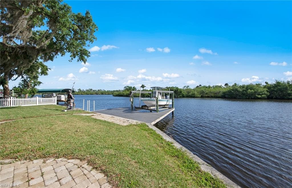 13782 River Forest DR FORT MYERS, FL 33905