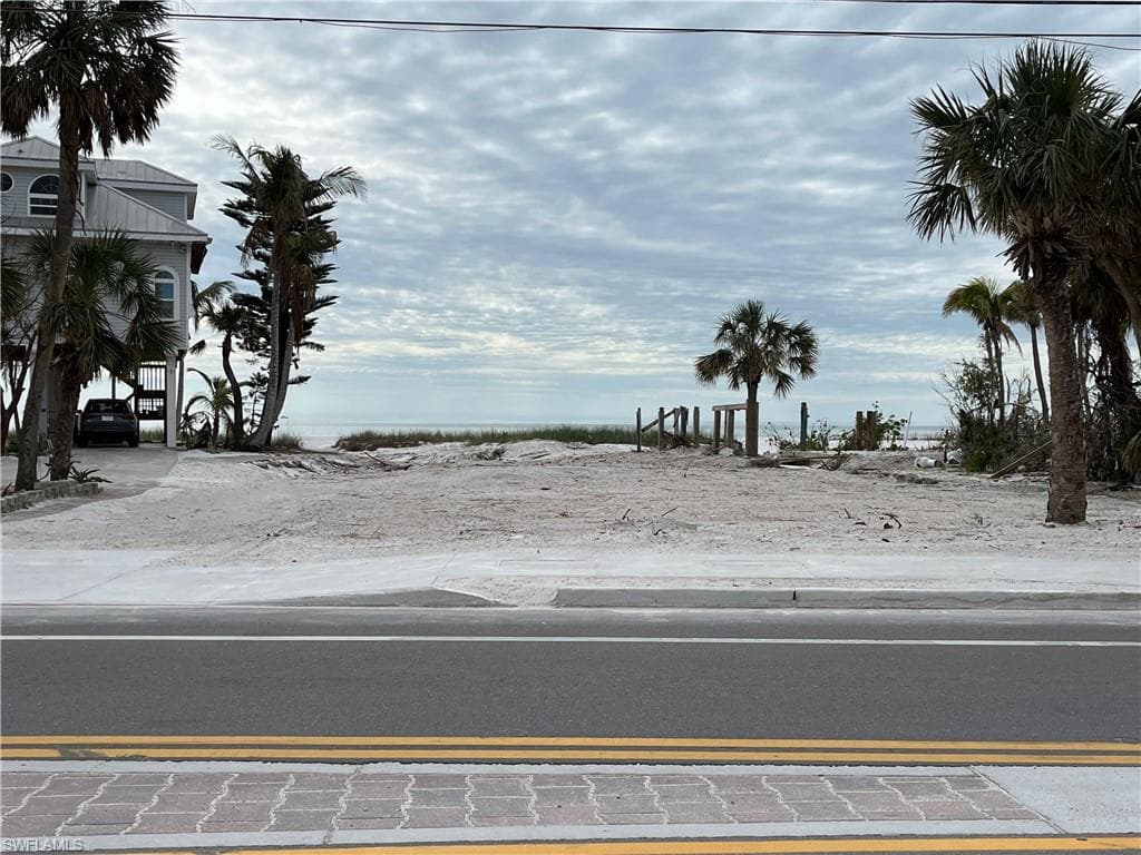 5680 Estero BLVD FORT MYERS BEACH, FL 33931