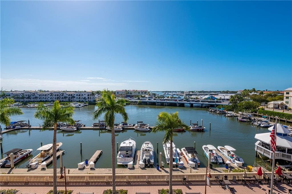 451 Bayfront PL 5407 NAPLES, FL 34102