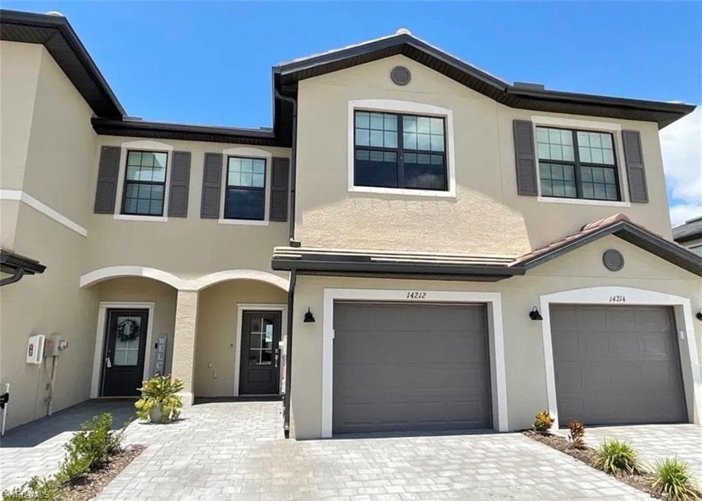 14212 Pine Lodge LN FORT MYERS, FL 33913