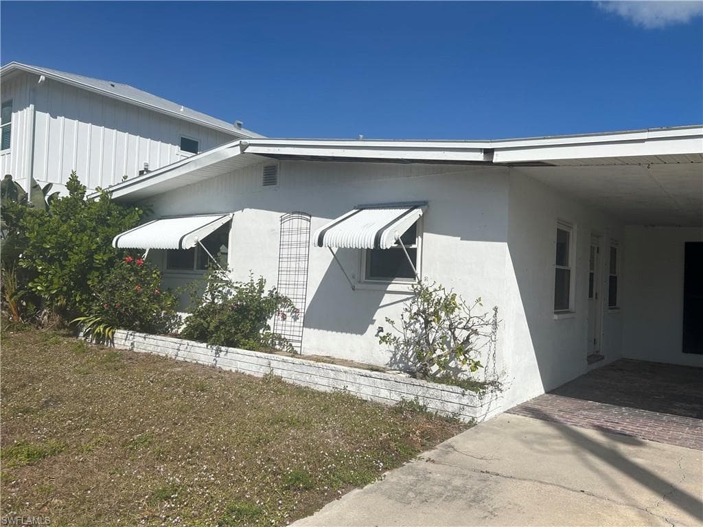 2320 Oleander ST ST. JAMES CITY, FL 33956