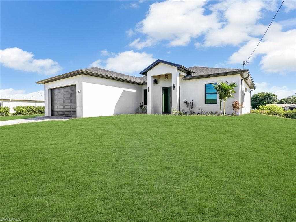319 14th ST CAPE CORAL, FL 33993