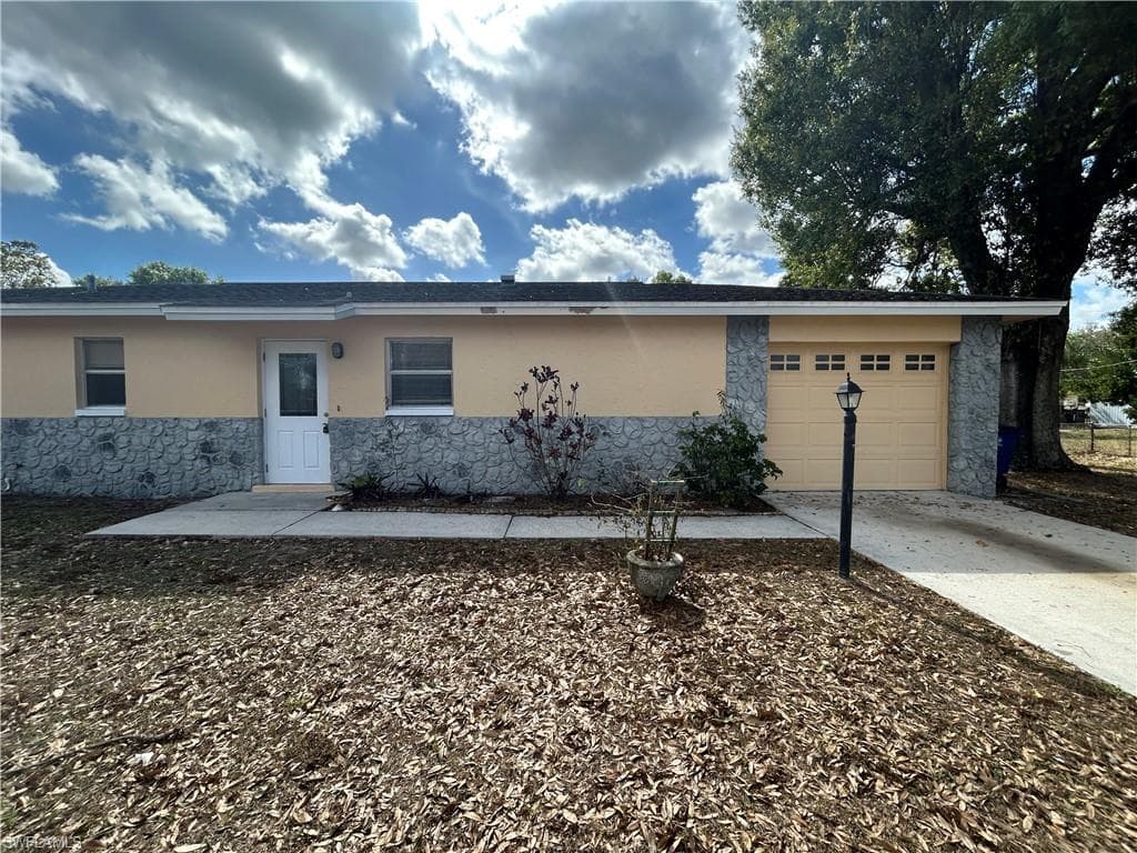 13461 5th ST FORT MYERS, FL 33905