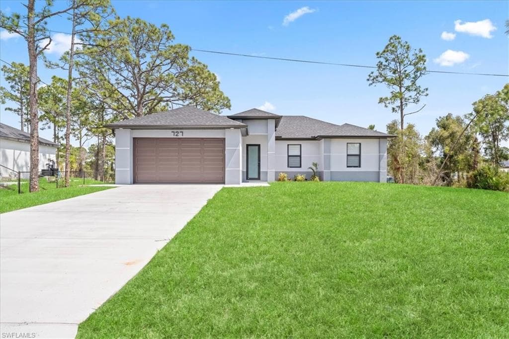 727 Drury AVE LEHIGH ACRES, FL 33974