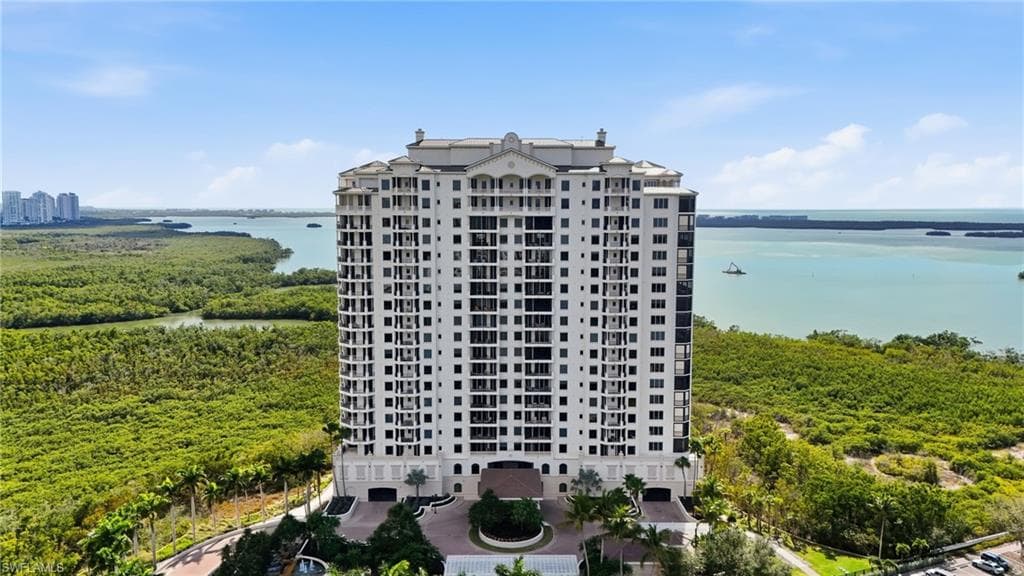 5051 Pelican Colony BLVD 301 BONITA SPRINGS, FL 34134