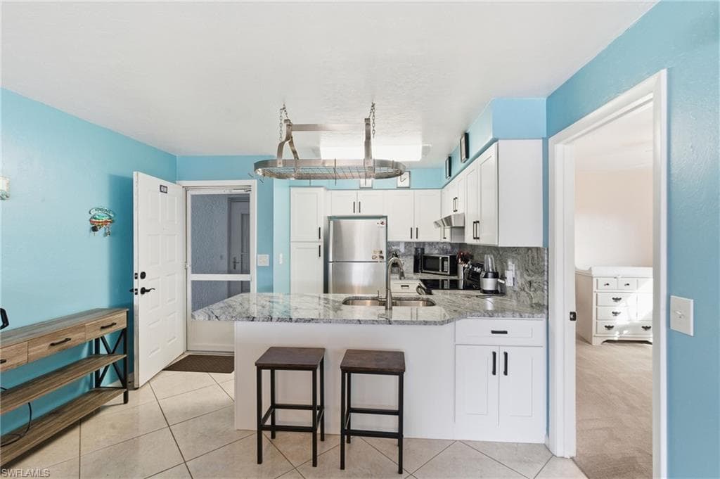 1100 Pondella RD 610 CAPE CORAL, FL 33909
