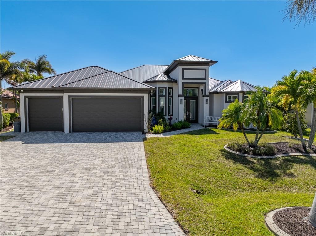 1914 SE 21st ST CAPE CORAL, FL 33990