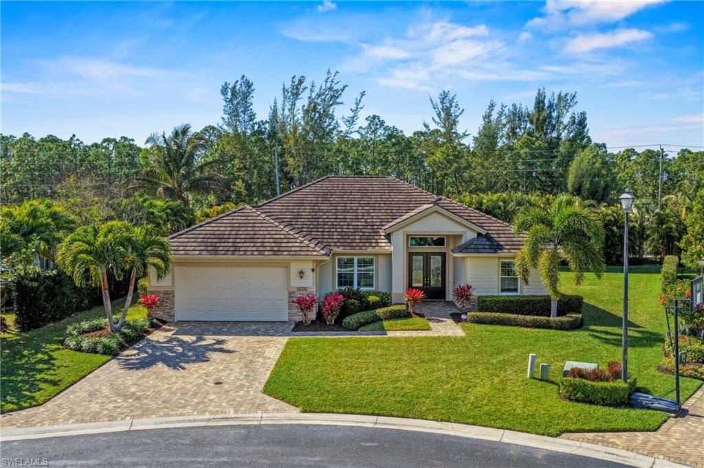 10006 Hidden Pines LN