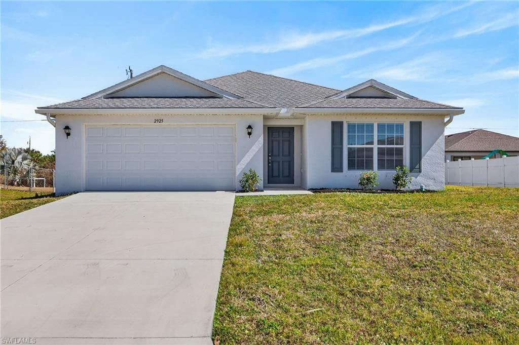 2925 NE 4th PL CAPE CORAL, FL 33909