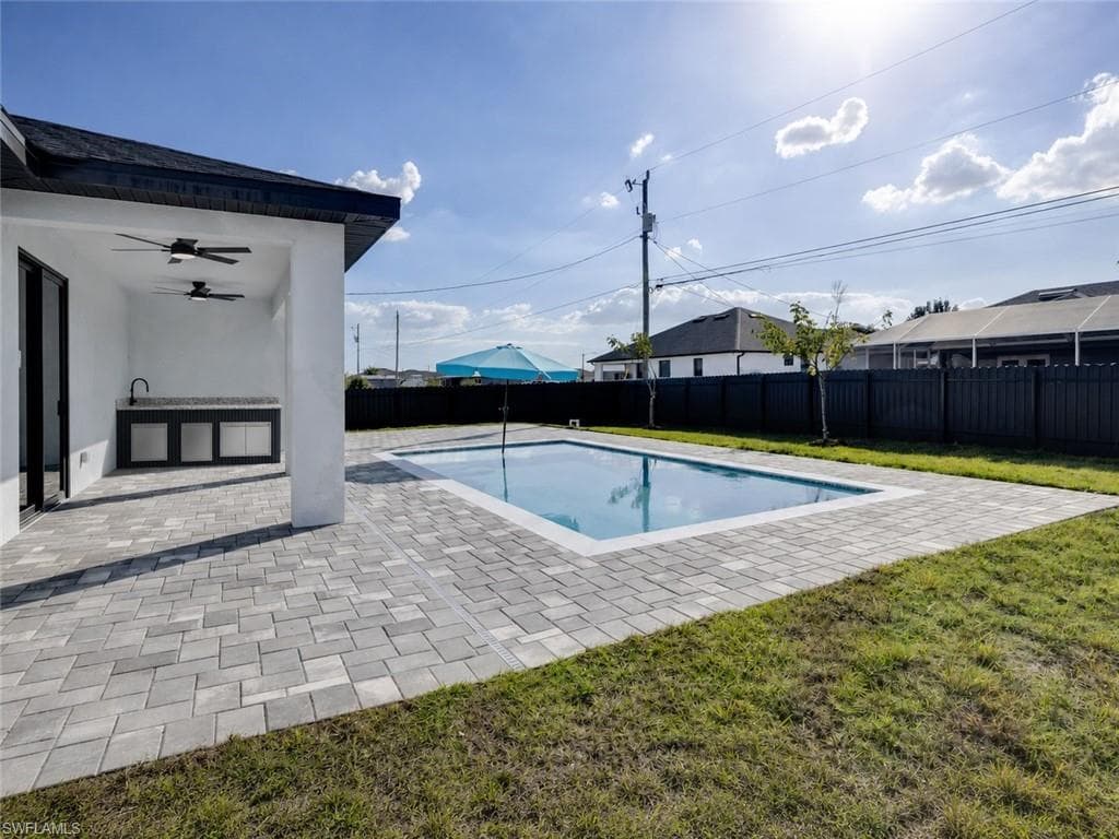 1810 NE 6th PL CAPE CORAL, FL 33909