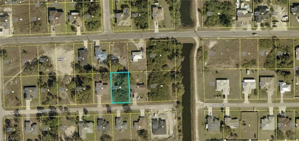 3704 9th ST SW LEHIGH ACRES, FL 33976