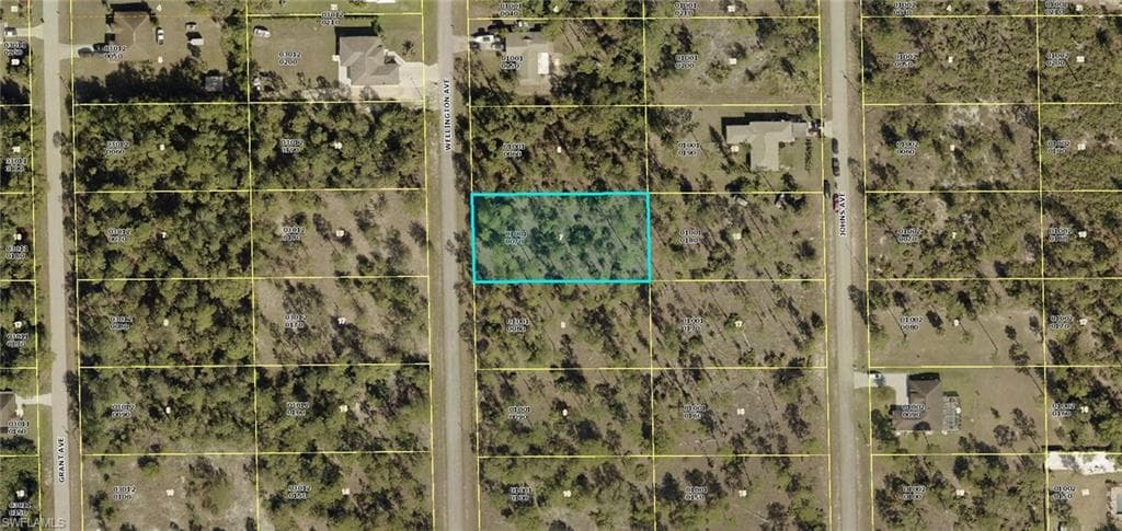 410 Wellington AVE LEHIGH ACRES, FL 33972
