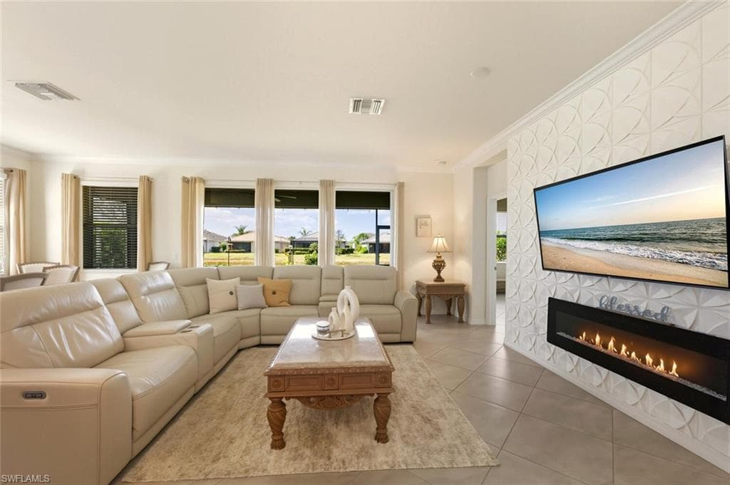 2275 Dancy ST NAPLES, FL 34120