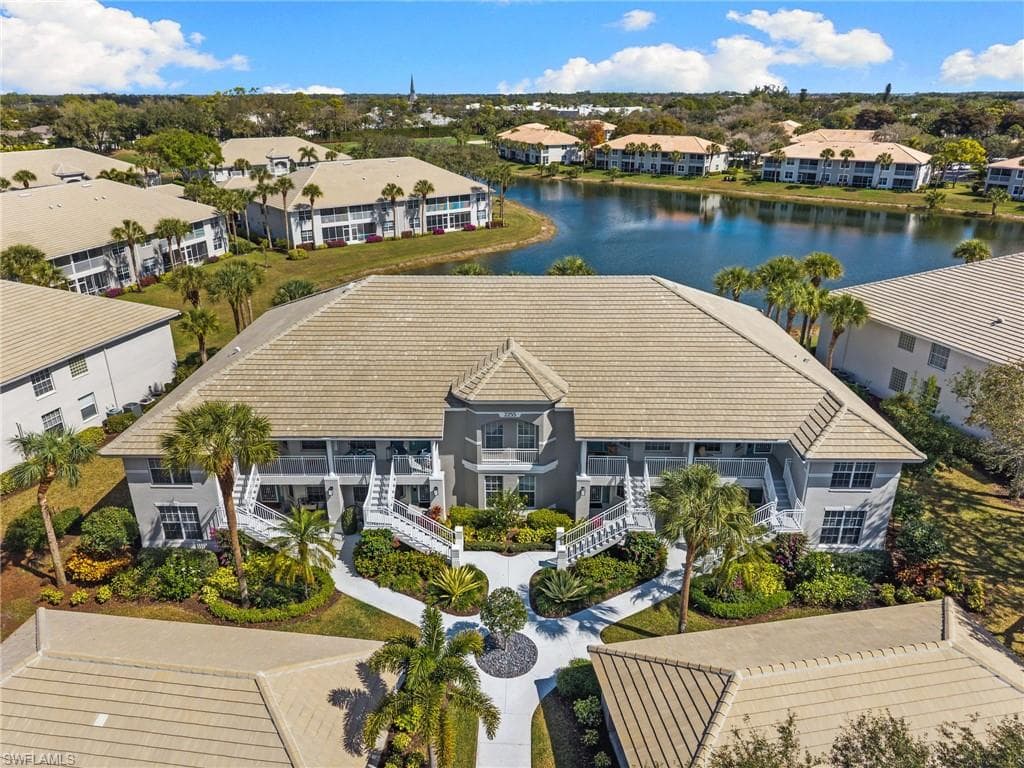 2255 Harmony LN 204 NAPLES, FL 34109