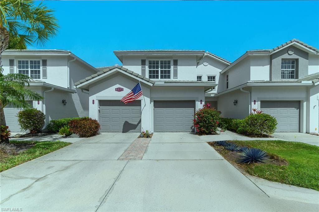 8375 Whisper Trace LN 202 NAPLES, FL 34114