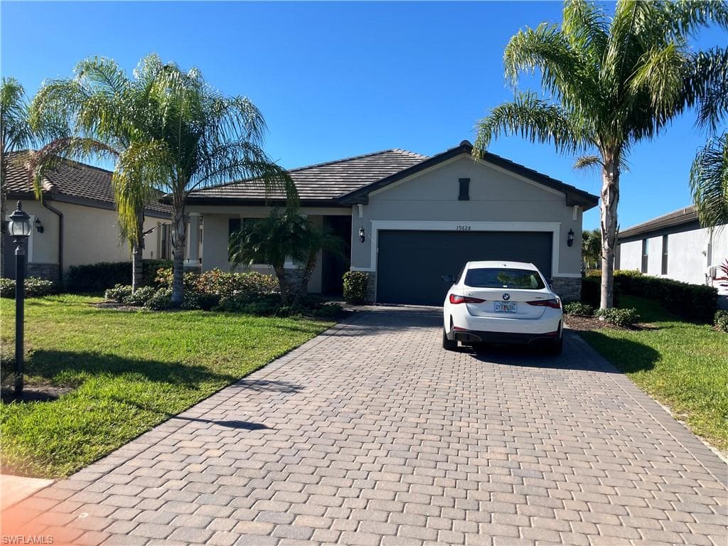 19628 Deming LN ESTERO, FL 33928